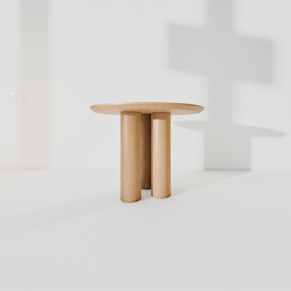 Mesa lateral artesanía madera